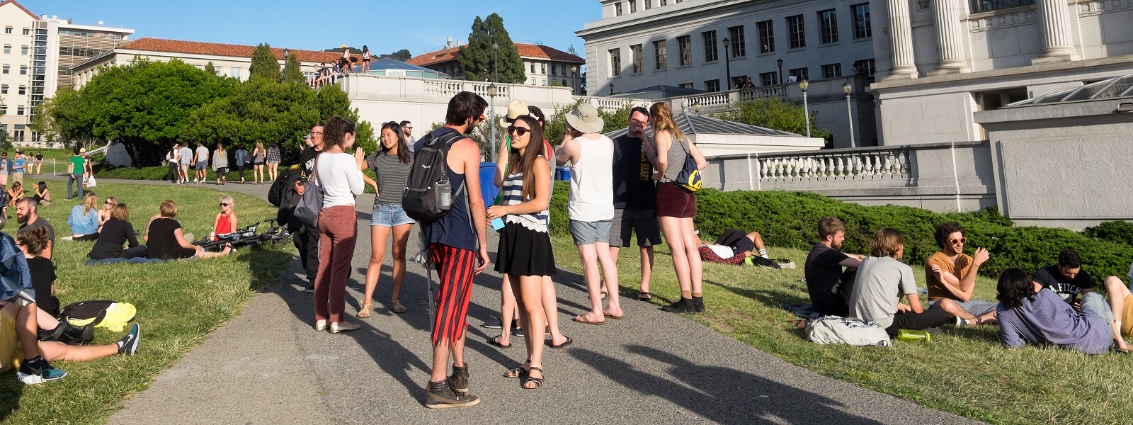 How to pay for international grad school