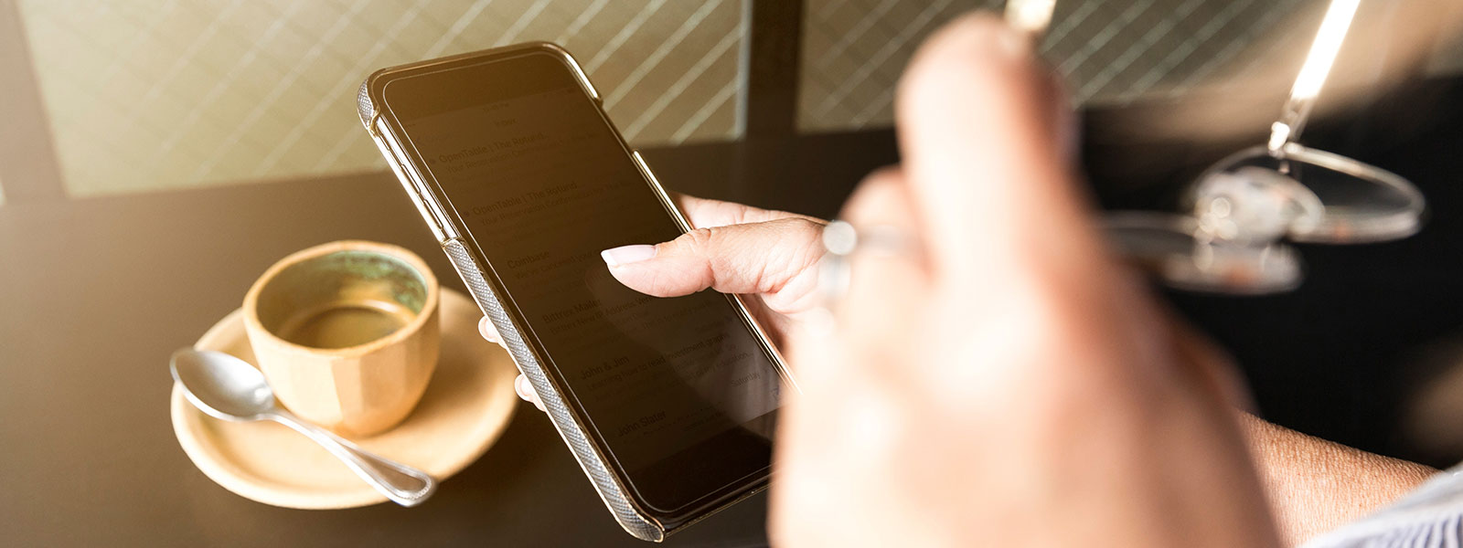 Risk management strategies for currency hedging