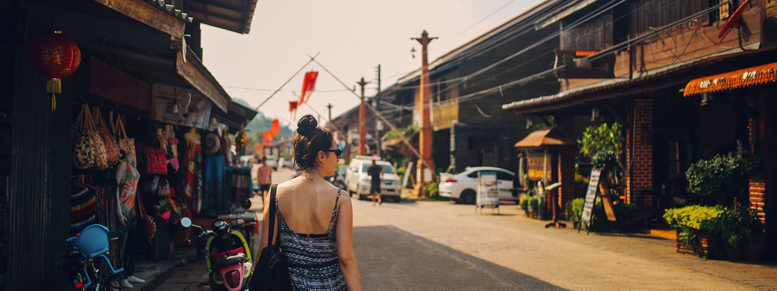 How to pay remote employees in Thailand